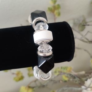 Gorgeous black and white bracelet